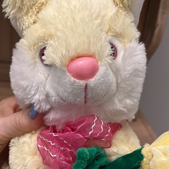 Singing Bunny Plush Peter Cottontail Kids of America Easter Yellow - Picture 6 of 9